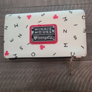 Minnie mouse loungefly wallet